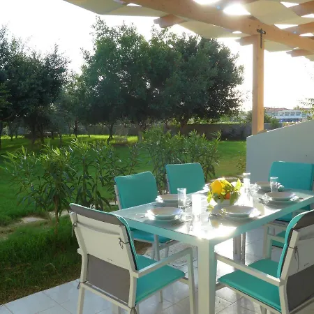 Kalamaki Plaza Apartments מראה חיצוני תמונה