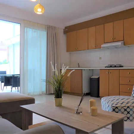 Kalamaki Plaza Apartments מראה חיצוני תמונה