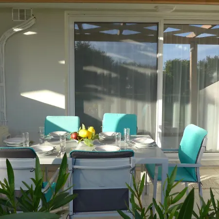 Kalamaki Plaza Apartments מראה חיצוני תמונה