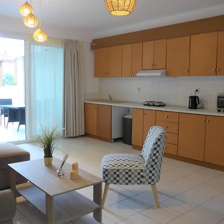 Kalamaki Plaza Apartments חדר תמונה