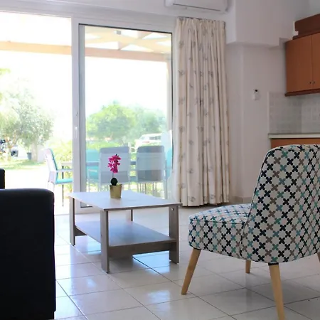 Kalamaki Plaza Apartments מראה חיצוני תמונה