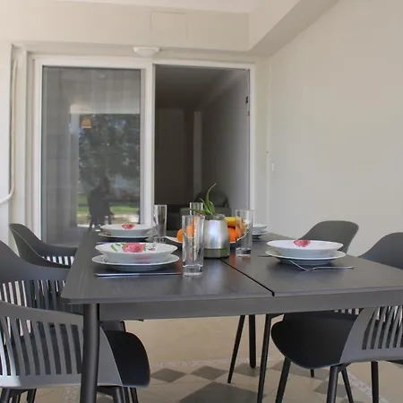 Kalamaki Plaza Apartments מראה חיצוני תמונה