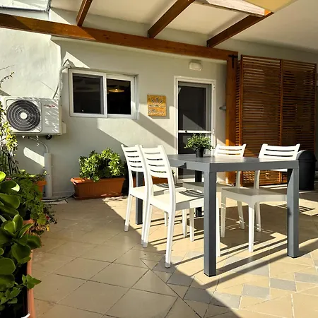 Kalamaki Plaza Apartments מראה חיצוני תמונה